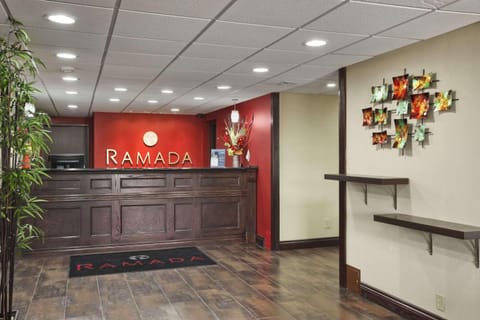 Ramada by Wyndham Tulsa Hotel in Tulsa