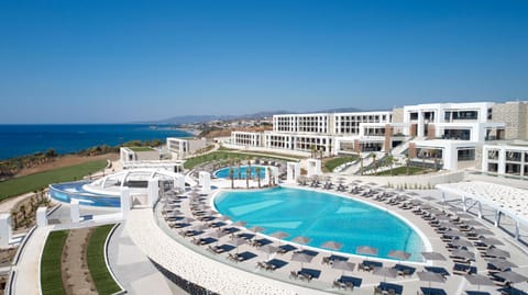 Bird's eye view, Swimming pool