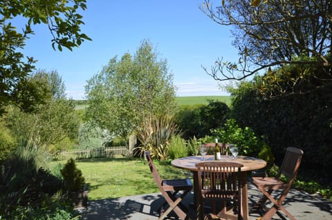 2 Farm Cottages House in Ventnor