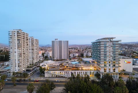 Property building, Day, Bird's eye view, City view, Street view, Swimming pool