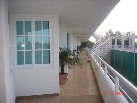Suites Moon River Apartment in Cancun