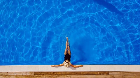 People, Swimming pool