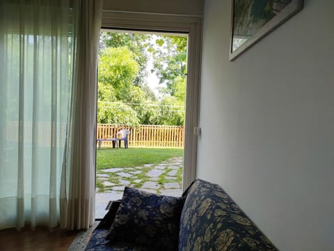 2 bedrooms appartement with enclosed garden and wifi at Arona 3 km away from the beach Apartment in Arona