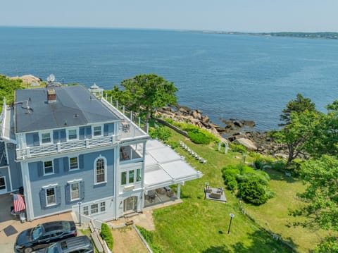 Property building, Bird's eye view, Sea view