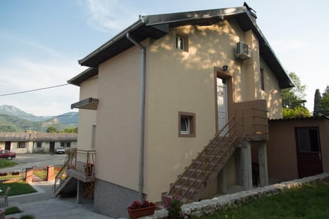 Cicvaric rooms Bed and Breakfast in Podgorica Municipality, Montenegro