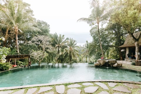 River view, Swimming pool