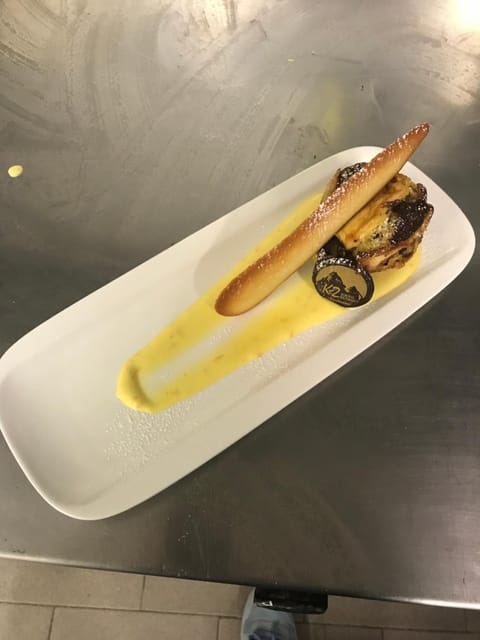 Food and drinks, Food