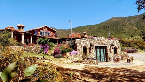 Viña Calabria Bed and Breakfast in State of Baja California