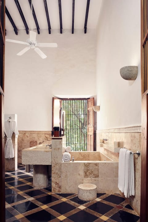 Bathroom, Bath, fireplace, towels