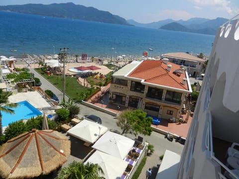 View (from property/room), Sea view, Street view