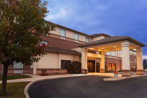 Country Inn & Suites by Radisson, Dayton South, OH Hotel in Centerville