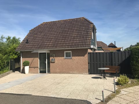 Moerellahof, Gezin & Familie vakantiehuis aan het Veersemeer ALLEEN GEZINNEN House in Wolphaartsdijk