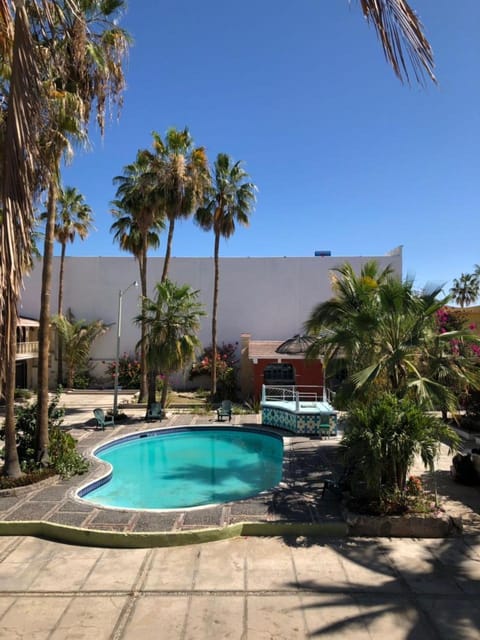 Decorative detail, Pool view