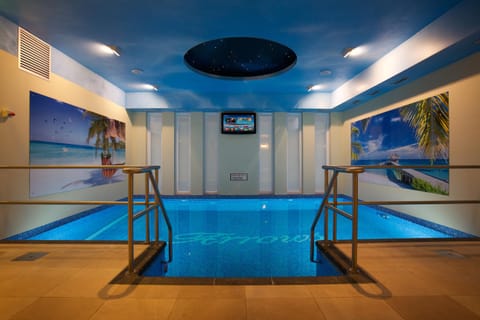 Sauna, Spa and wellness centre/facilities, Swimming pool