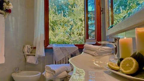 Bathroom, towels, towels