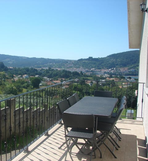 View (from property/room), Balcony/Terrace