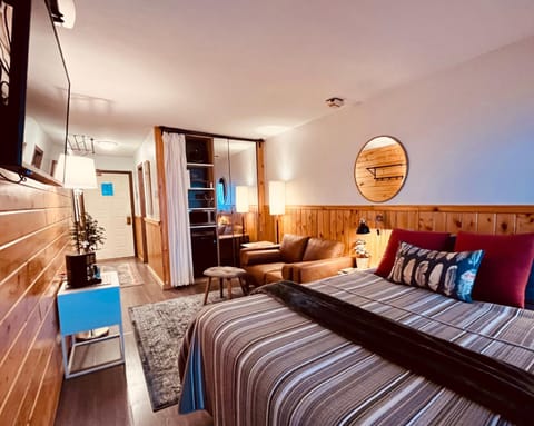 DOCO Rocky Mountain Vacation Rental-Queen Suite with Resort Amenities Posada in Granby