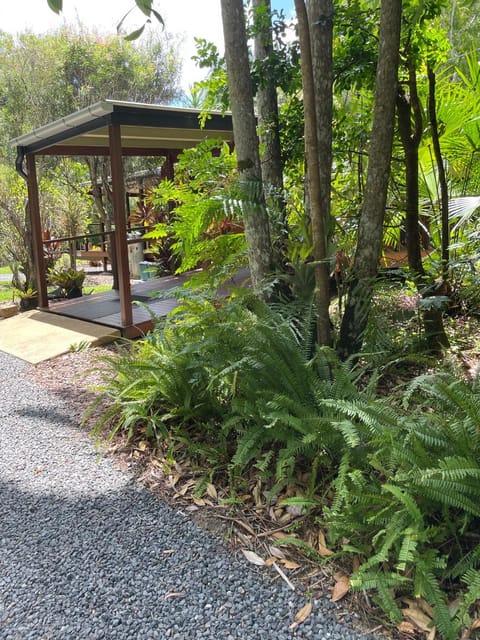 Kin Kin Cottage Retreat Bed and Breakfast in Noosa Shire