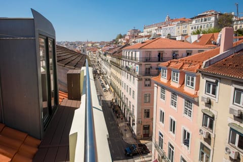 A Captivating Apartment close to River Tagus in Lisbon Condo in Lisbon