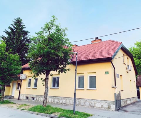 Property building, Street view