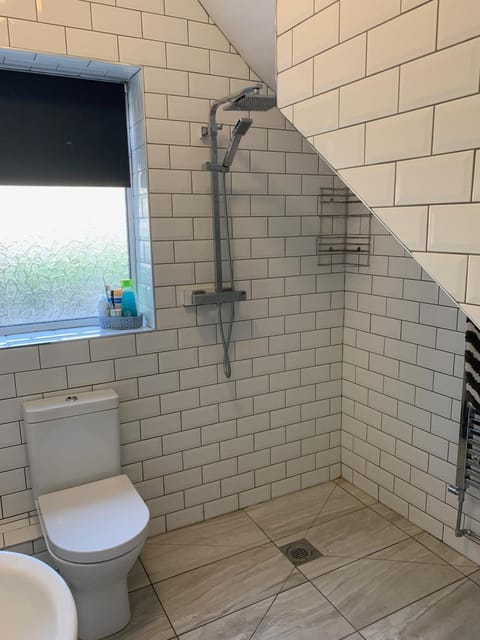 Shower, Toilet, Bathroom