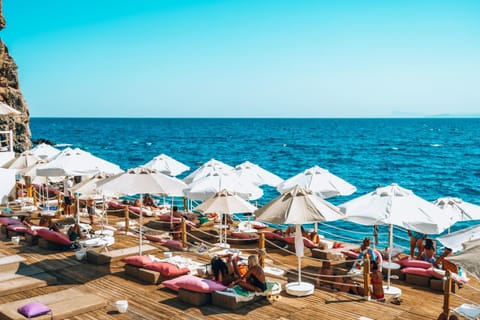 Day, People, Balcony/Terrace, Beach, Sea view, group of guests, sunbed