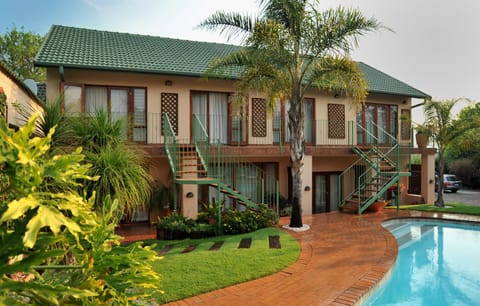 Claires of Sandton Luxury Guest House Bed and Breakfast in Sandton