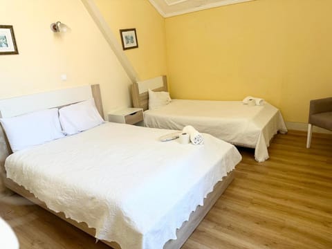 Central Guest House Bed and Breakfast in Coimbra District, Portugal