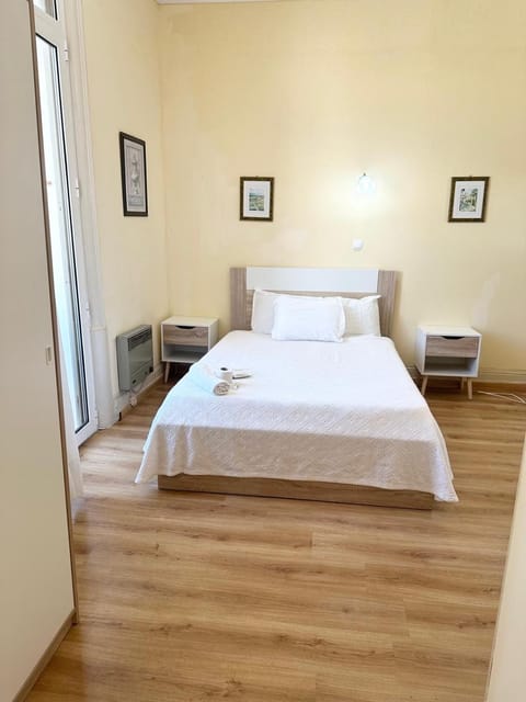 Central Guest House Bed and Breakfast in Coimbra District, Portugal