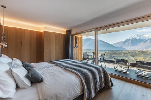 View (from property/room), Bedroom, Mountain view