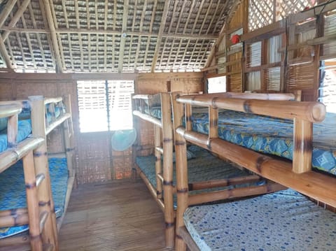 Tres marias transient house in masasa beach Bed and Breakfast in Calabarzon