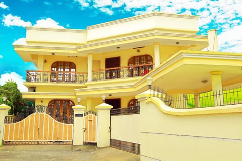Metropolitan Serviced Villa Vacation rental in Kochi