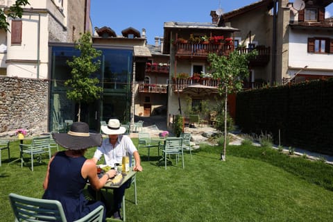 Relais Bondaz Bed and Breakfast in Aosta