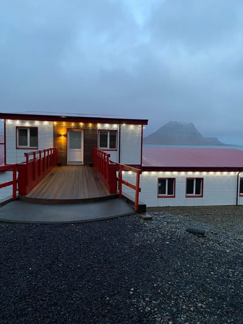 Kirkjufell Guesthouse and Apartments Bed and Breakfast in Iceland