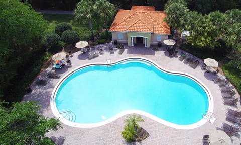 Balcony/Terrace, Swimming pool