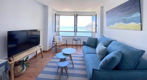 Natural landscape, TV and multimedia, Living room, Sea view