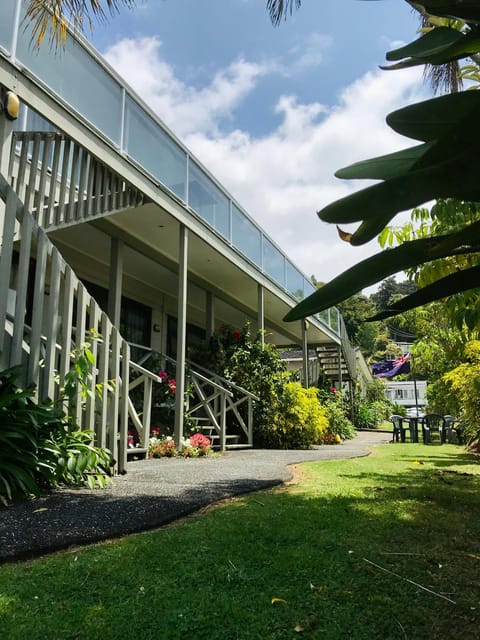 Garden, Balcony/Terrace