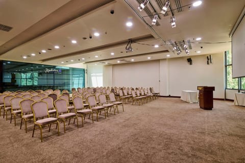 Meeting/conference room