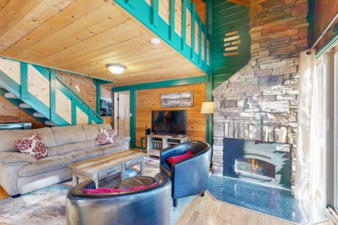 32 Cabin Cluster Ln Cabin in Sunriver