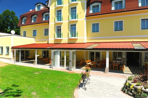 Hotel-Restaurant Kirchenwirt Aigen Hotel in Upper Austria