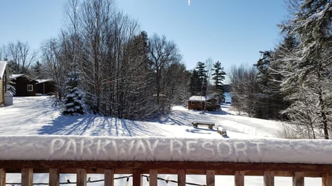 Parkway Cottage Resort and Trading Post resort in Lake of Bays