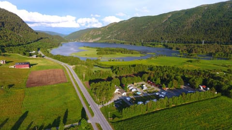 Bird's eye view, Lake view