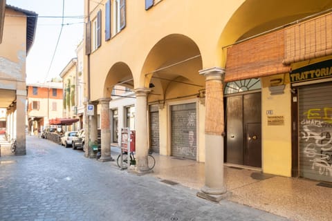 Residenza Ariosto by Studio Vita Apartment in Bologna