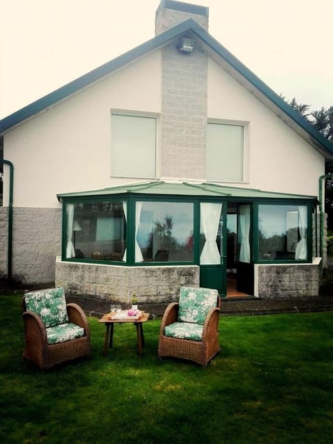 Property building, Garden, Garden view