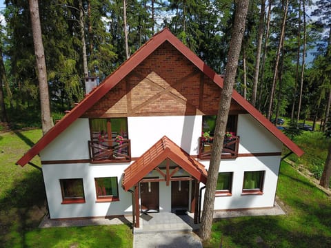 Property building, Day, Bird's eye view, Garden