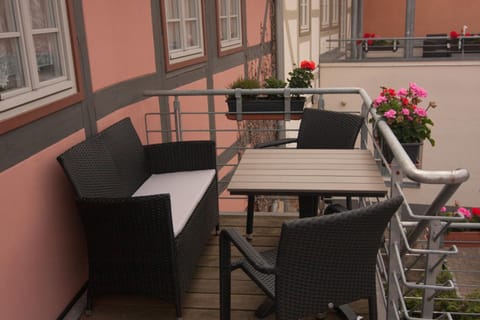 Balcony/Terrace, Balcony/Terrace