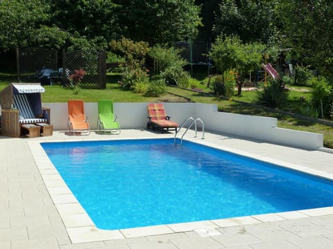 BBQ facilities, Garden, Balcony/Terrace, Swimming pool, Swimming pool