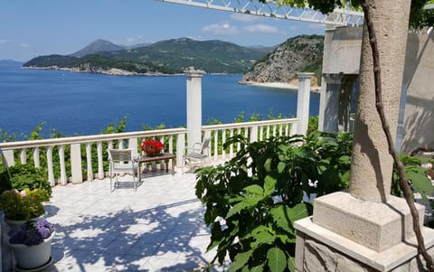Apartments Bajo - FREE PARKING Wohnung in Dubrovnik-Neretva County