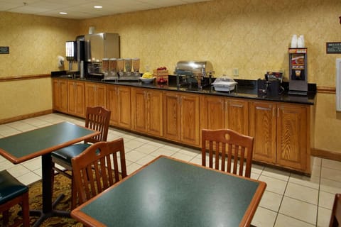Country Inn & Suites by Radisson, Columbia Airport, SC Hotel in Cayce