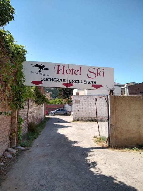 Residencial Ski Hotel in Esquel